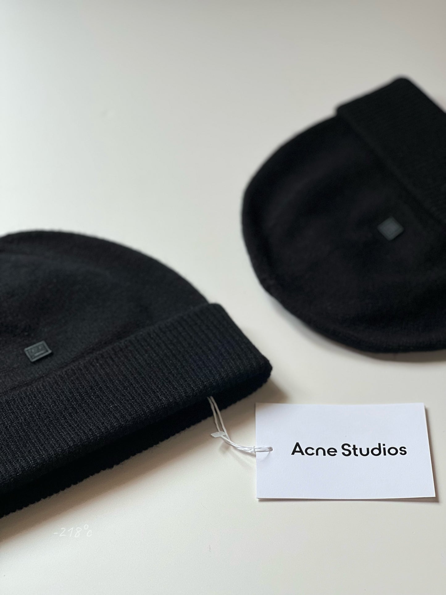 Acne Studios羊毛毛帽