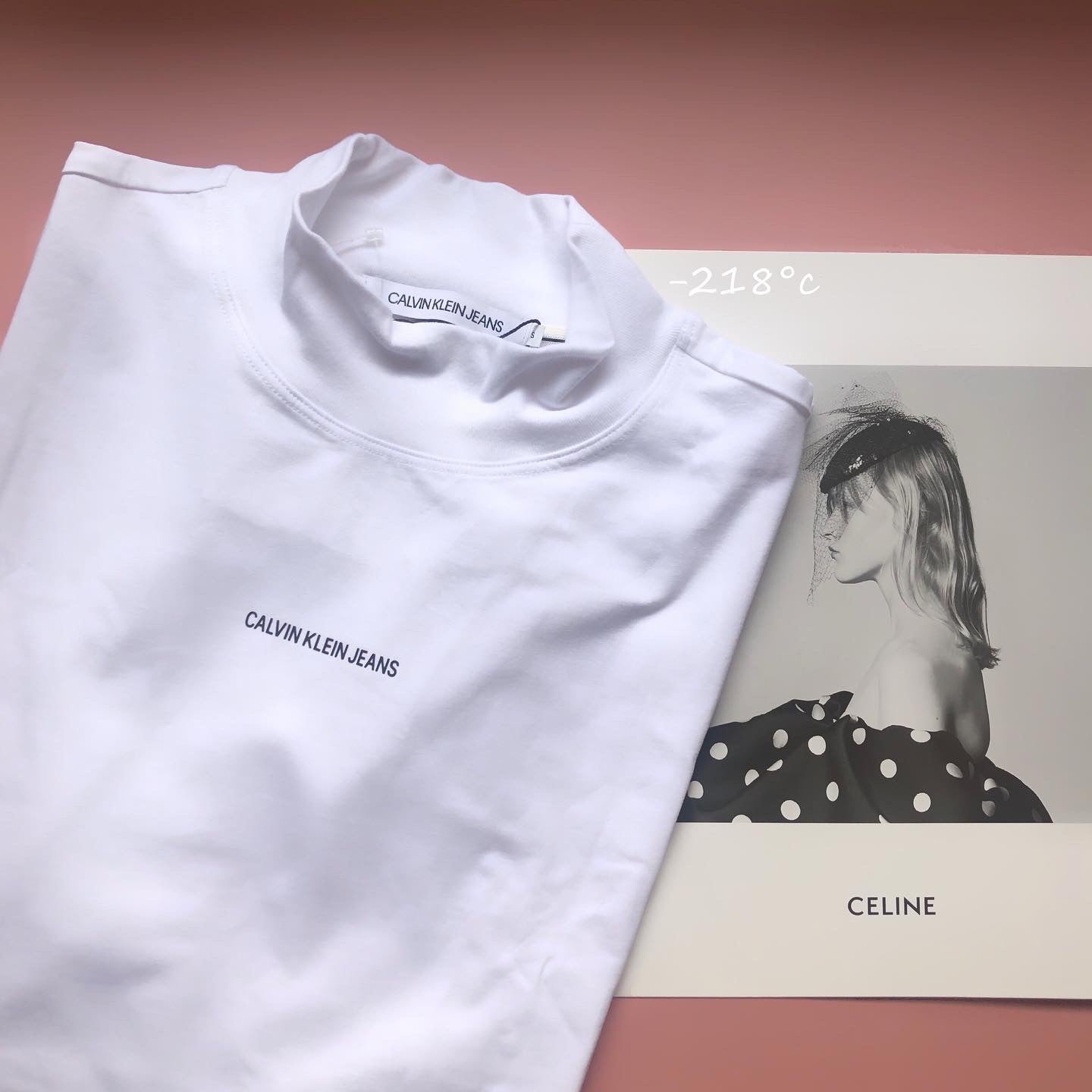 Calvin Klein女款立領T-Shirt